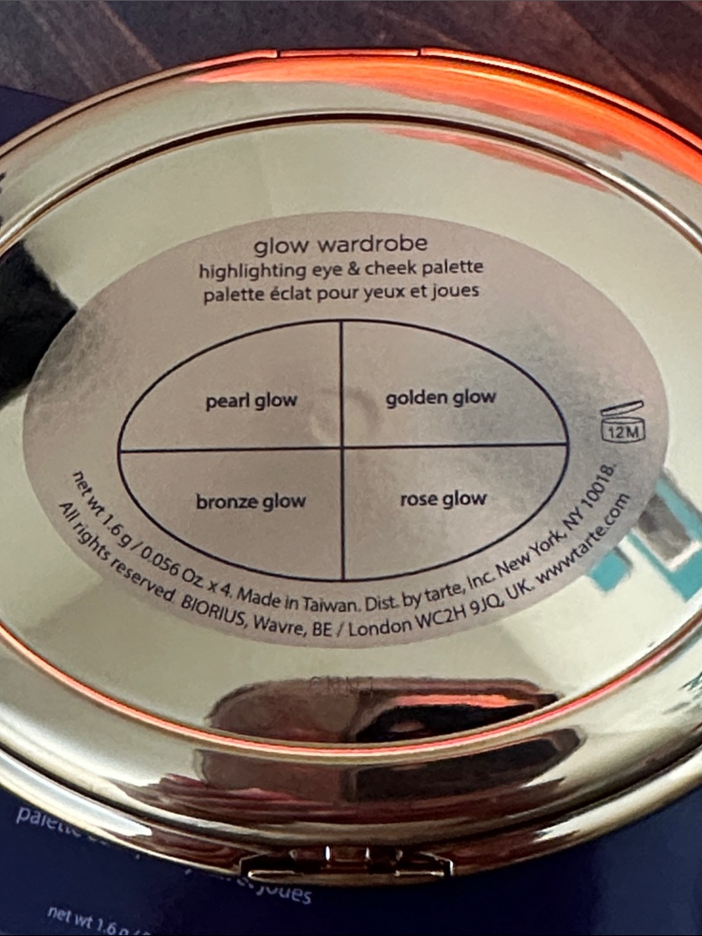 tarte Glow Wardrobe Highlighting Eye & Cheek Palette - Deep Purple Packaging - Picture 6 of 6